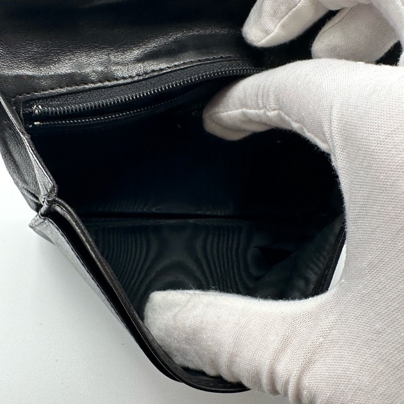 Chanel CC Clasp Wallet - Picture 8 of 10